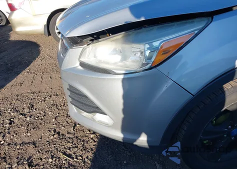 2013 Ford Escape Se z USA, uszkodzony, nr VIN 1FMCU9G97DUC95151